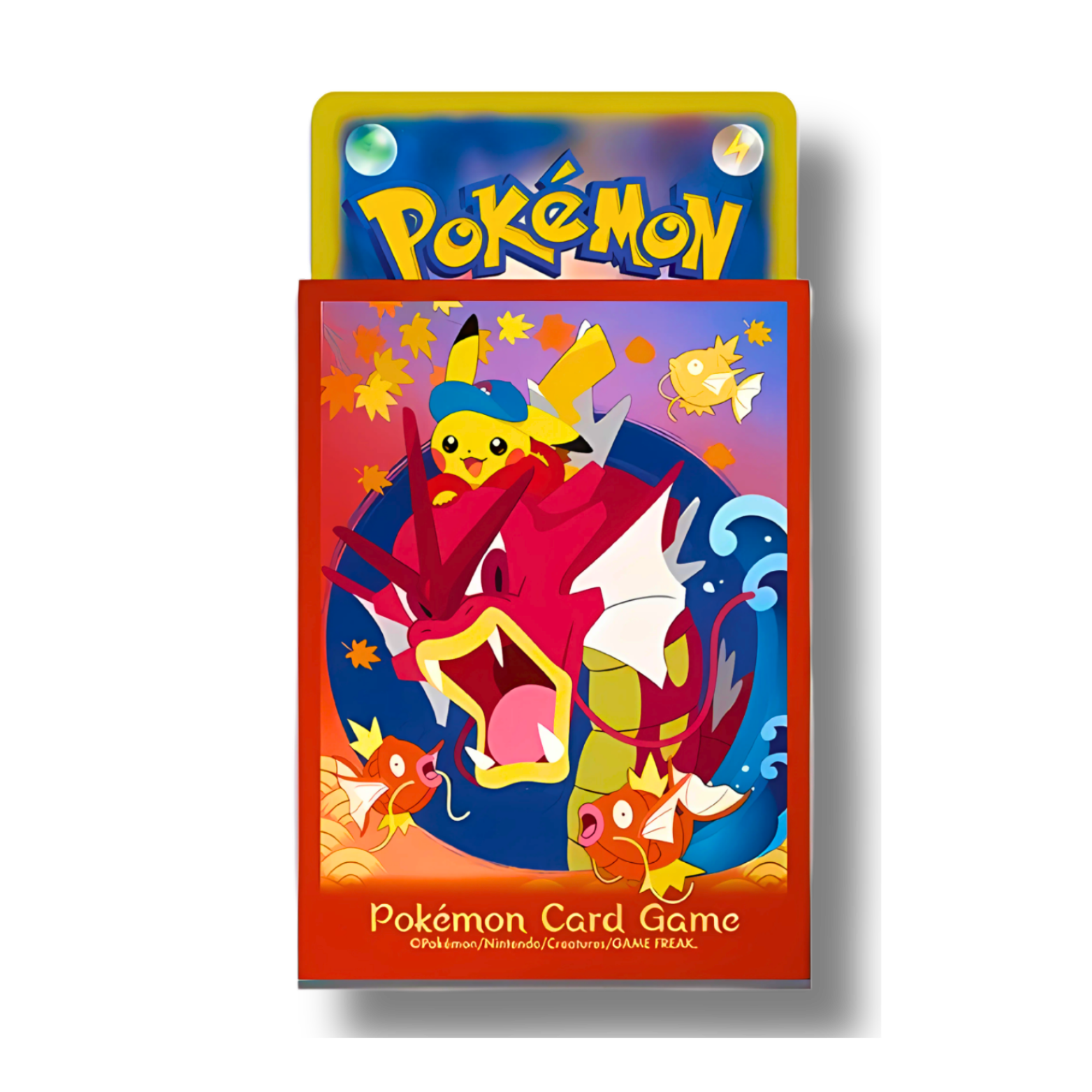 Sleeves Pokémon (protège-cartes), édition limitée exclusive au Pokémon Center d'Hiroshima, avec un artwork de Pikachu agrippé sur le dos du Léviator Rouge.