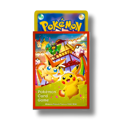 Paquet de 64 sleeves Pokémon (protège-cartes), édition limitée exclusive au Pokémon Center de Tohoku, avec un artwork de Pikachu et Victini dans une ambiance de festival.